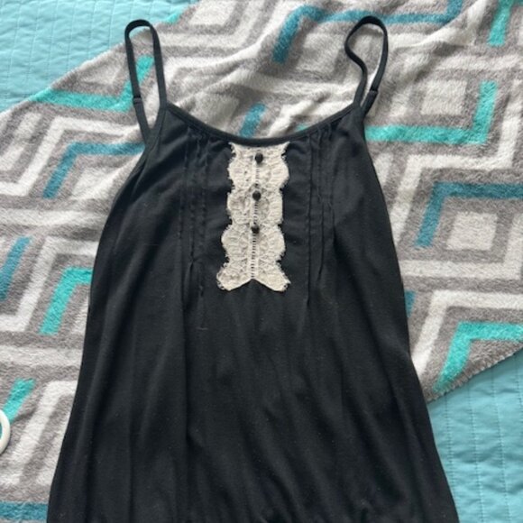 Xhilaration tank top from the 2010s. - Picture 1 of 2